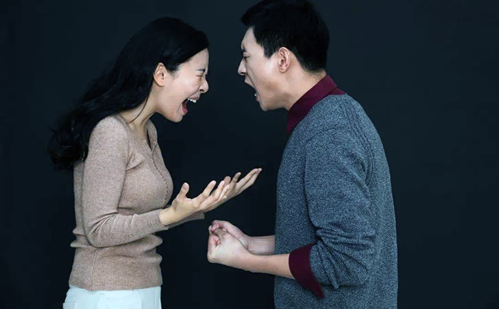 如何应对妻子心中有他人的危机？