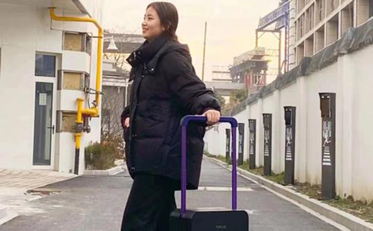 女性长期在外工作的心理挑战及应对策略