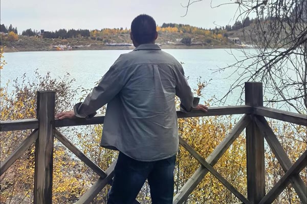 出差频繁的男人:理想伴侣的选择指南