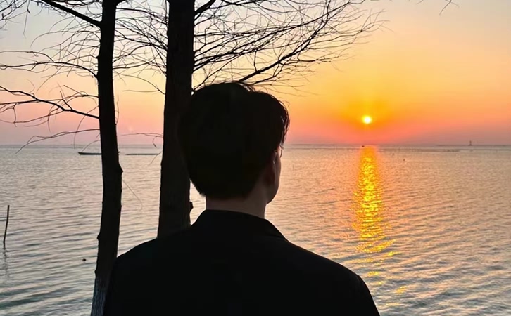 丈夫的情绪：如何影响整个家庭的和谐与