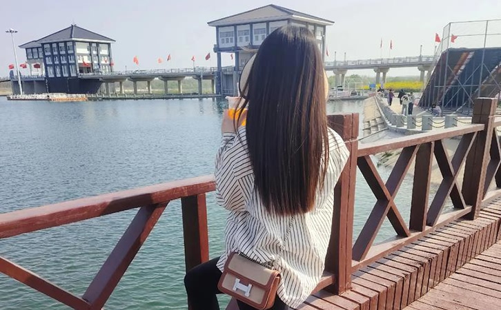 女人撒谎背后的原因和心理：揭开真相的