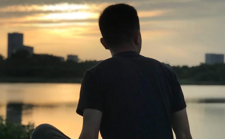 相亲多久确定关系才合适？幸福恋爱的黄