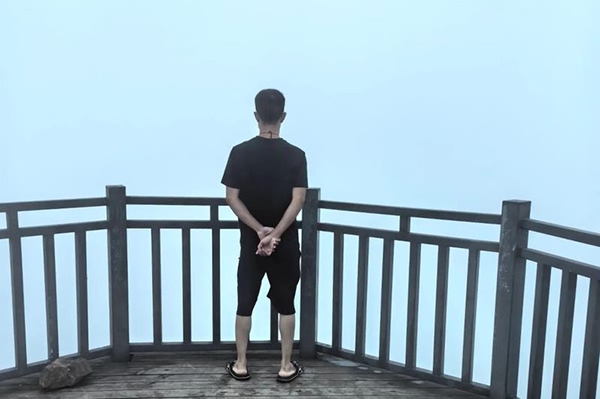 当出轨成为生活的一部分：她的婚姻还能