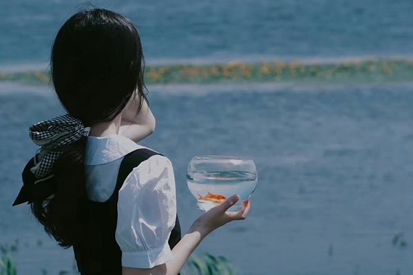 妻子与第三者的花费能否追讨？解析法律